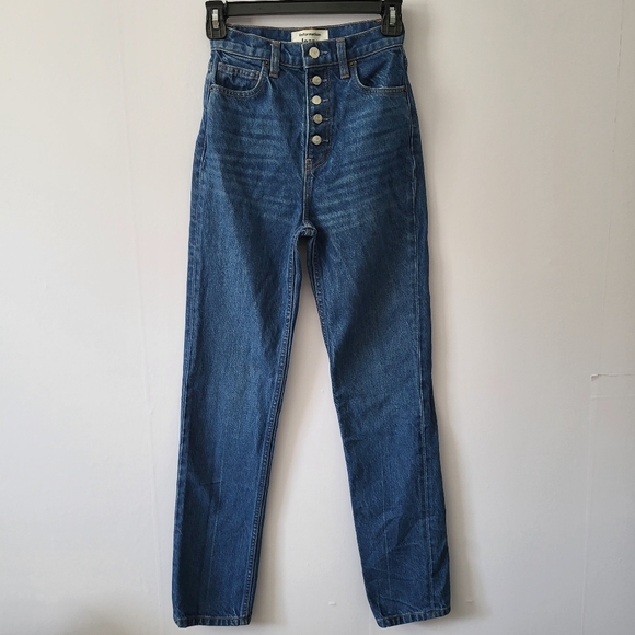 Reformation Denim - Reformation Jeans Cynthia Button Fly High Rise Straight Jeans Zenia Size 23